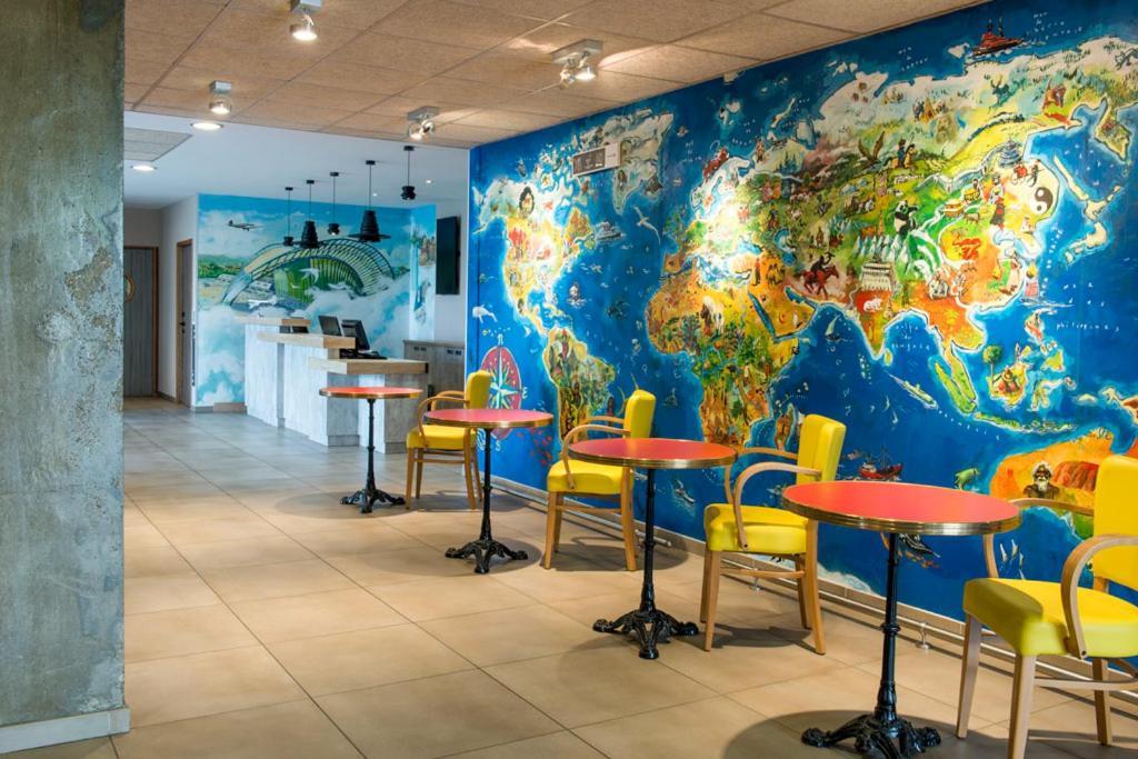 Hotel Ibis Budget Aéroport Lyon Saint Exupéry 2*